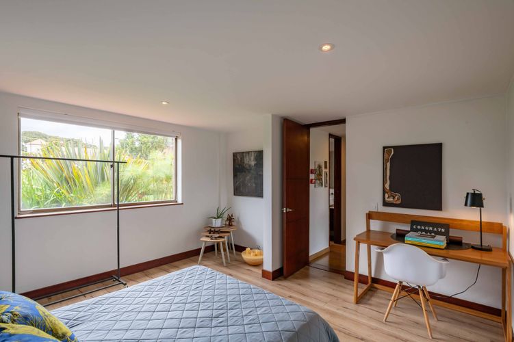 Casa de 5 alcobas en venta en Guaymaral, Bogotá, 427 m² · foto 11 de 20