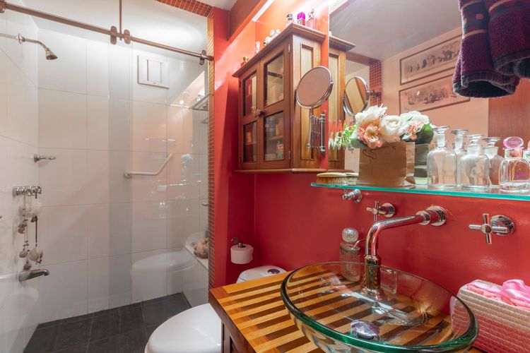 Apartamento de 3 alcobas en venta en Los Rosales, Bogotá, 243 m² · foto 17 de 20
