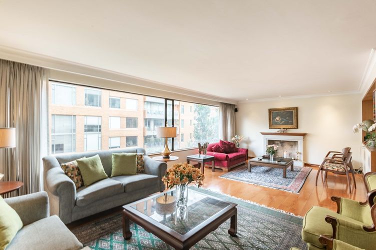 Apartamento de 4 alcobas en venta en Chico, Bogotá, 321 m² · foto 6 de 20