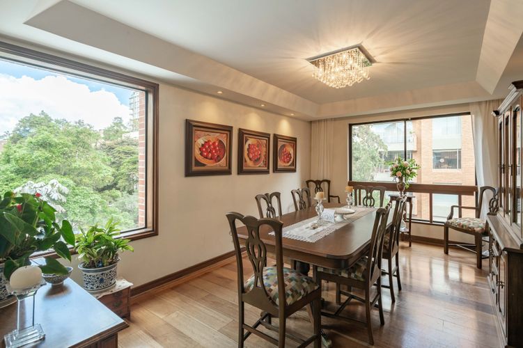 Apartamento de 4 alcobas en venta en Chico, Bogotá, 321 m² · foto 10 de 20