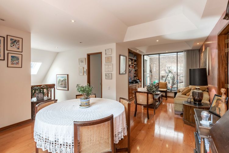 Apartamento de 4 alcobas en venta en Chico, Bogotá, 321 m² · foto 19 de 20