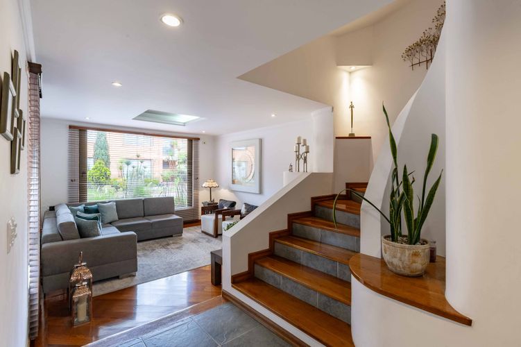 Casa de 3 alcobas en venta en Delicias, Chía, 220 m² · foto 2 de 20