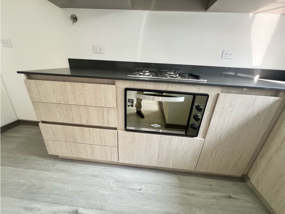 Apartamento en arriendo en Las Palmas, Medellín · foto 8 de 22