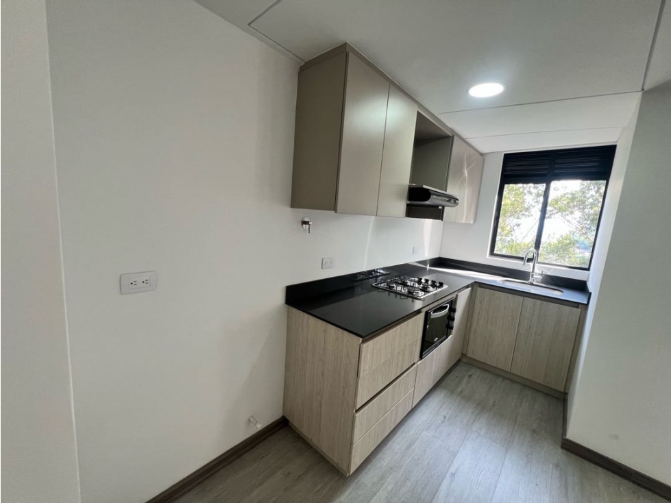 Apartamento en arriendo en Las Palmas, Medellín · foto 16 de 22