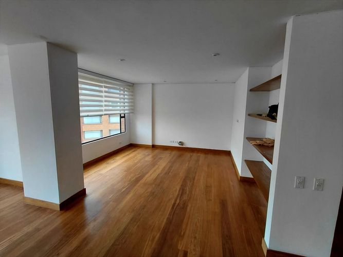 Apartamento de 3 alcobas en arriendo en Usaquen, Bogotá, 201 m² · foto 4 de 20
