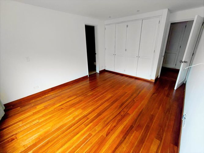 Apartamento de 3 alcobas en arriendo en Usaquen, Bogotá, 201 m² · foto 15 de 20