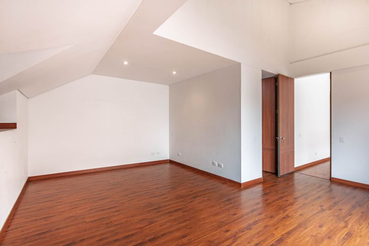 Casa de 4 alcobas en venta en Vereda La Balsa, Chía, 322 m² · foto 18 de 20