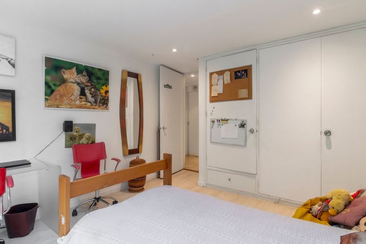 Apartamento de 3 alcobas en venta en Los Rosales, Bogotá, 271 m² · foto 11 de 20
