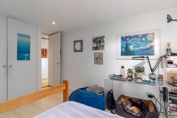 Apartamento de 3 alcobas en venta en Los Rosales, Bogotá, 271 m² · foto 14 de 20