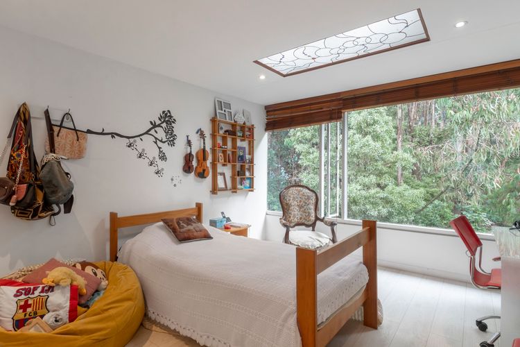 Apartamento de 3 alcobas en venta en Los Rosales, Bogotá, 271 m² · foto 15 de 20