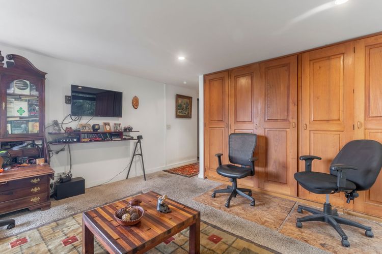 Apartamento de 3 alcobas en venta en Los Rosales, Bogotá, 271 m² · foto 17 de 20