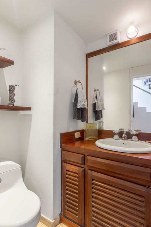Apartamento de 3 alcobas en venta en Los Rosales, Bogotá, 271 m² · foto 20 de 20