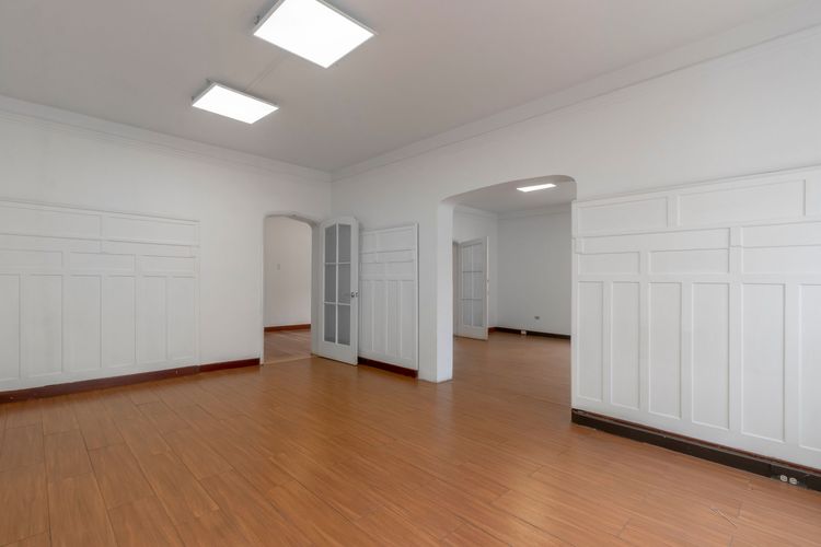 Casa de 7 alcobas en arriendo en Granada, Bogotá, 300 m² · foto 7 de 20
