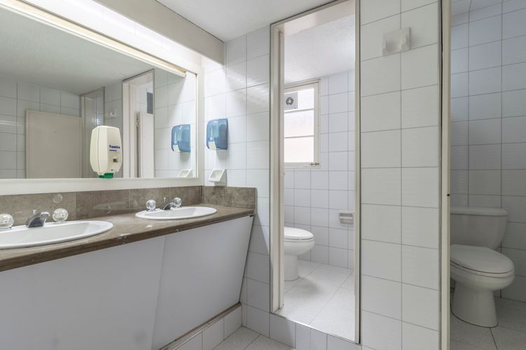 Casa de 7 alcobas en arriendo en Granada, Bogotá, 300 m² · foto 14 de 20