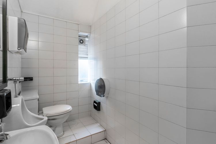 Casa de 7 alcobas en arriendo en Granada, Bogotá, 300 m² · foto 17 de 20