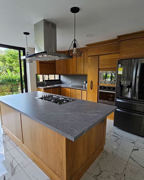 Casa de 4 alcobas en venta en Actividad Multiple, Copacabana, 280 m² · foto 4 de 13