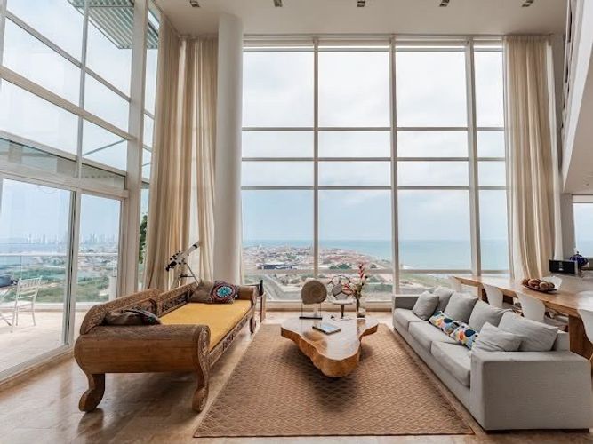 Apartamento de 3 alcobas en venta en El Cabrero, Cartagena, 223 m² · foto 2 de 16