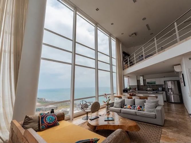 Apartamento de 3 alcobas en venta en El Cabrero, Cartagena, 223 m² · foto 3 de 16