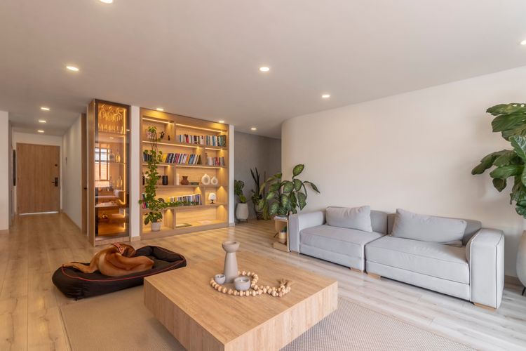 Apartamento de 4 alcobas en venta en Santa Barbara Occidental, Bogotá, 148 m² · foto 4 de 19