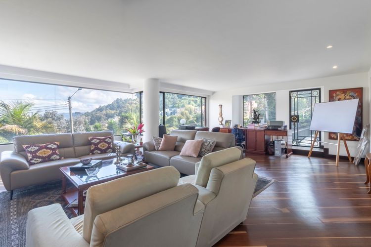 Apartamento de 3 alcobas en venta en Chicó Alto, Bogotá, 269 m² · foto 1 de 20
