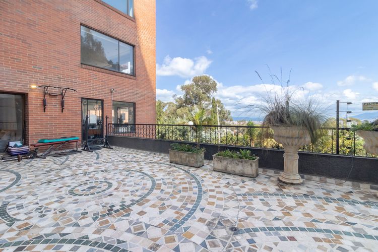 Apartamento de 3 alcobas en venta en Chicó Alto, Bogotá, 269 m² · foto 5 de 20
