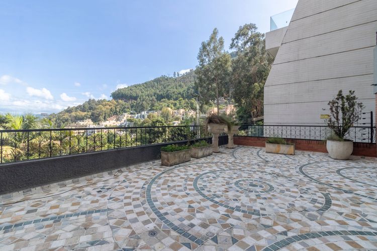 Apartamento de 3 alcobas en venta en Chicó Alto, Bogotá, 269 m² · foto 6 de 20
