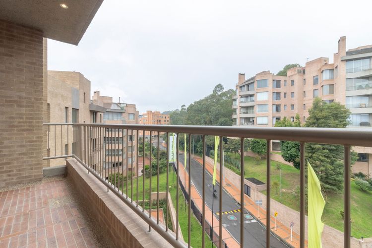 Apartamento de 3 alcobas en venta en Colinas De Suba, Bogotá, 188 m² · foto 9 de 20