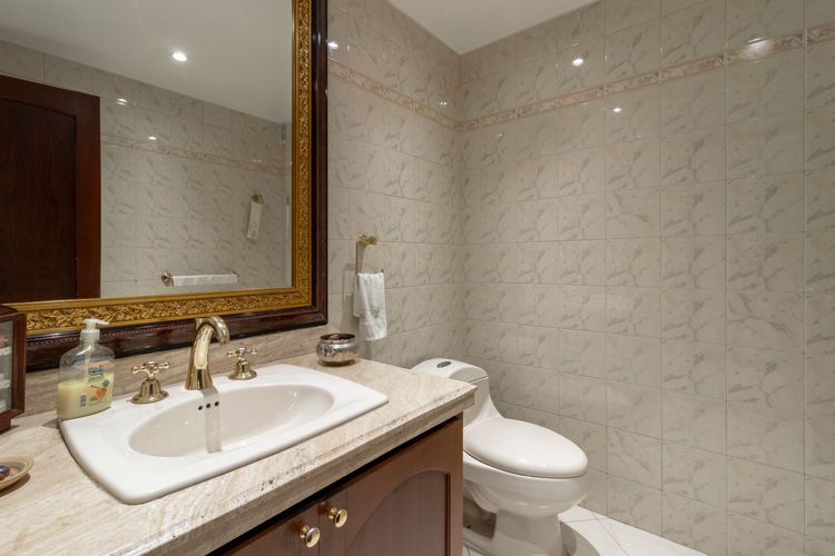 Apartamento de 3 alcobas en venta en Chicó Alto, Bogotá, 269 m² · foto 16 de 20