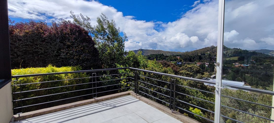 Casa de 4 alcobas en arriendo en El Hato, Bogotá, 1484 m² · foto 11 de 20