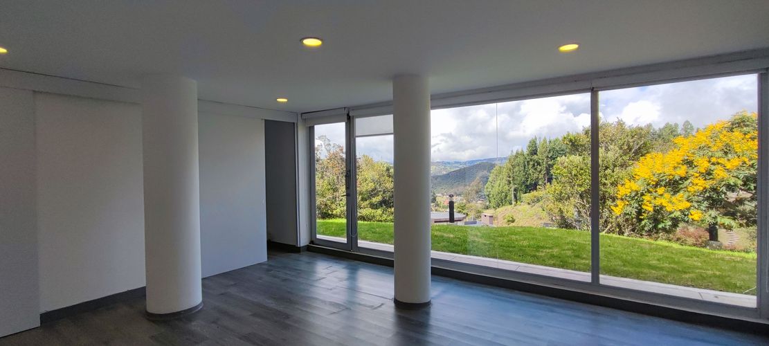 Casa de 4 alcobas en arriendo en El Hato, Bogotá, 1484 m² · foto 13 de 20