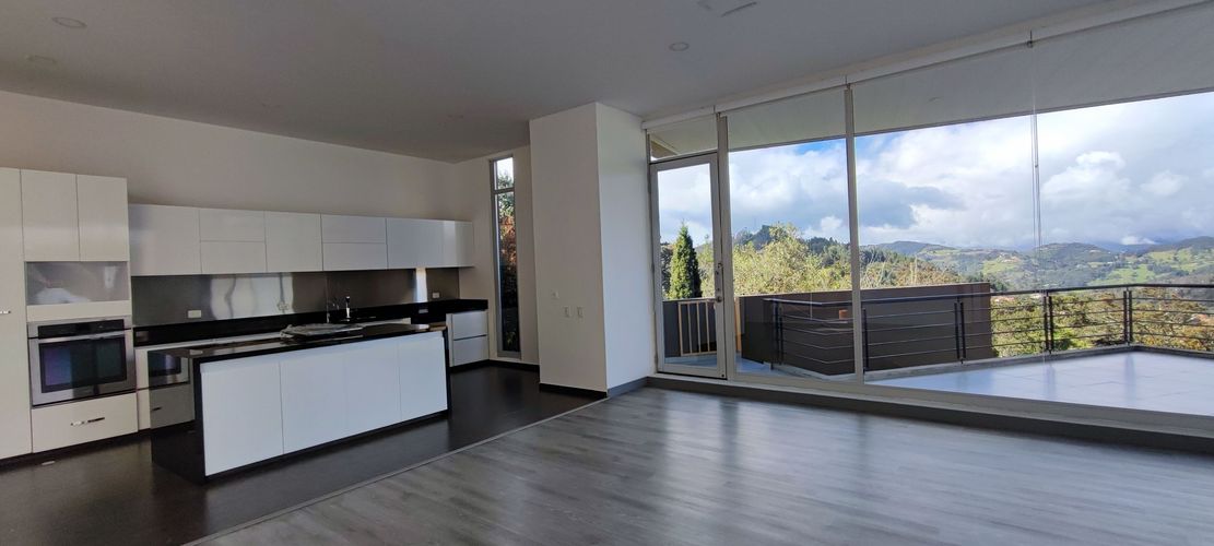 Casa de 4 alcobas en arriendo en El Hato, Bogotá, 1484 m² · foto 14 de 20