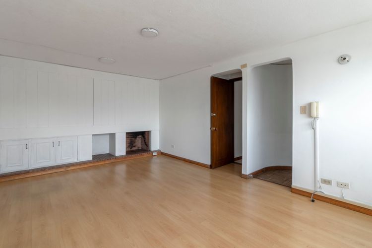 Casa de 4 alcobas en venta en Niza Norte, Bogotá, 237 m² · foto 5 de 20