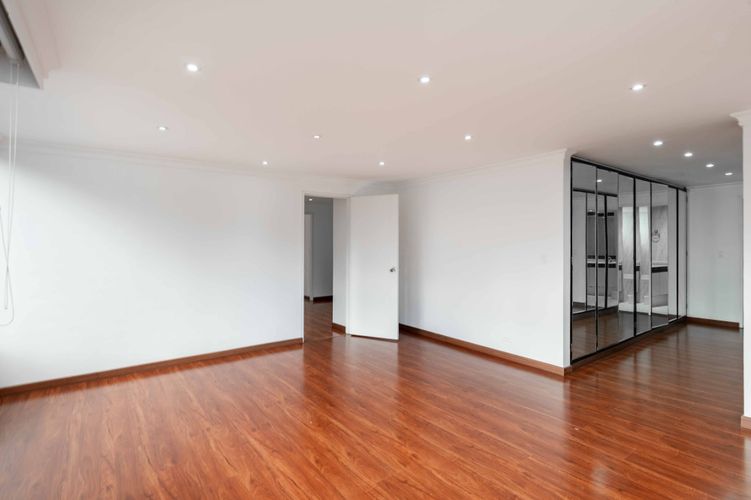 Apartamento de 3 alcobas en venta en Chico Norte, Bogotá, 213 m² · foto 20 de 20