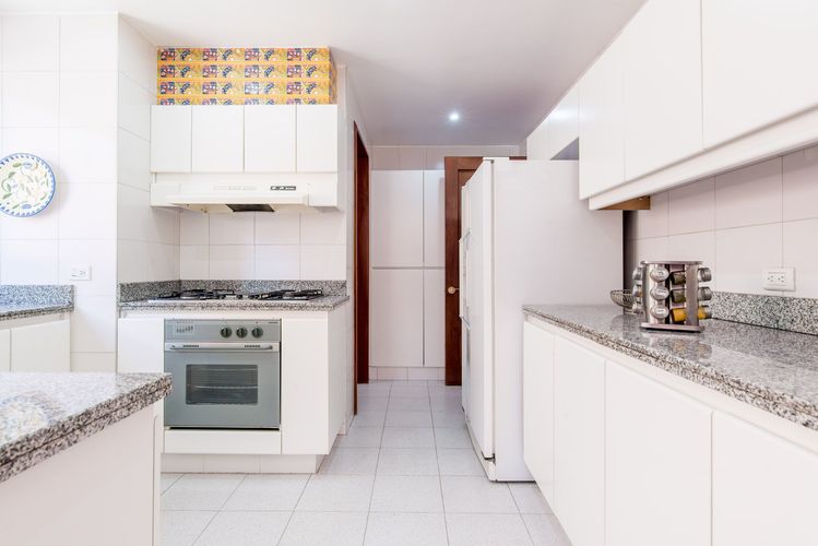 Apartamento de 2 alcobas en venta en Chico Norte, Bogotá, 113 m² · foto 6 de 17