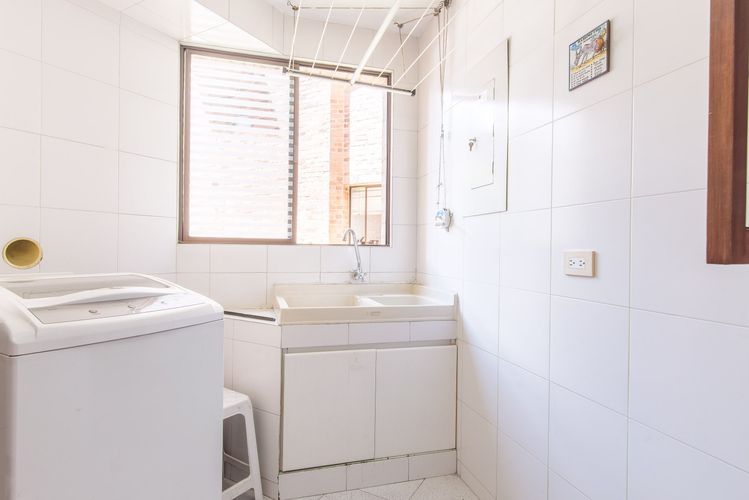 Apartamento de 2 alcobas en venta en Chico Norte, Bogotá, 113 m² · foto 8 de 17