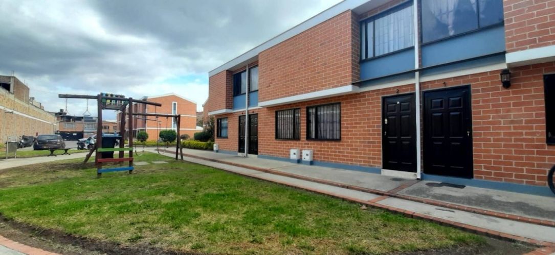 Casa de 3 alcobas en venta en El Hato, Funza, 84 m² · foto 2 de 11