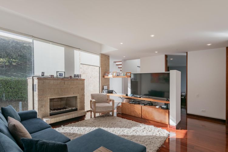 Casa de 4 alcobas en venta en Camino Al Meta, Bogotá, 375 m² · foto 3 de 20