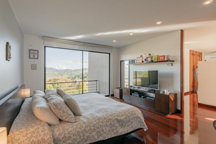 Casa de 4 alcobas en venta en Camino Al Meta, Bogotá, 375 m² · foto 10 de 20