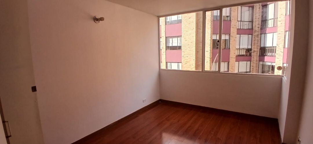 Apartamento de 4 alcobas en venta en Cedritos, Bogotá, 102 m² · foto 6 de 20