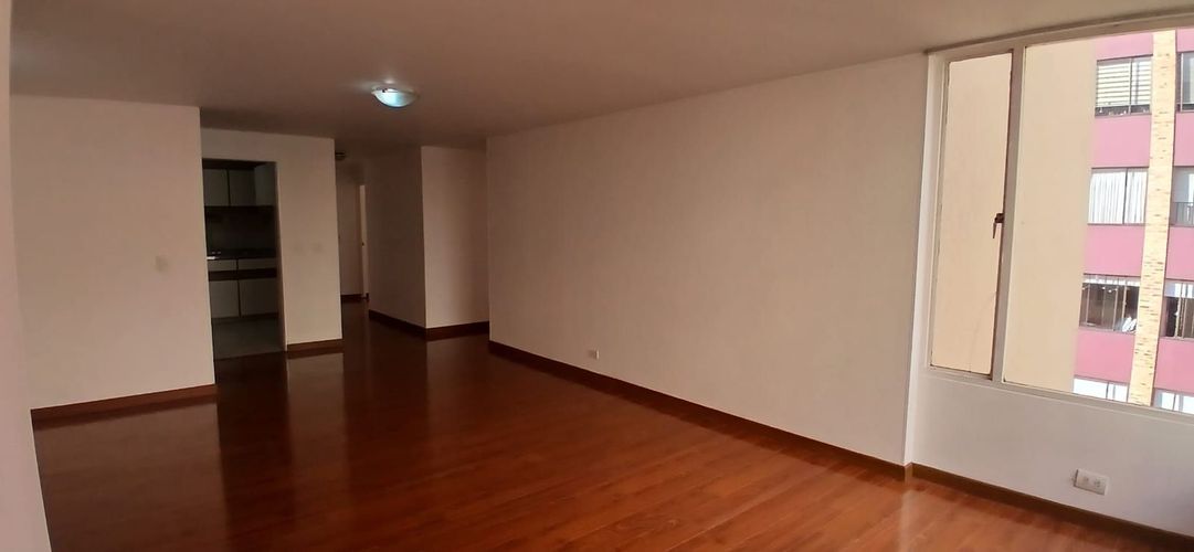 Apartamento de 4 alcobas en venta en Cedritos, Bogotá, 102 m² · foto 7 de 20