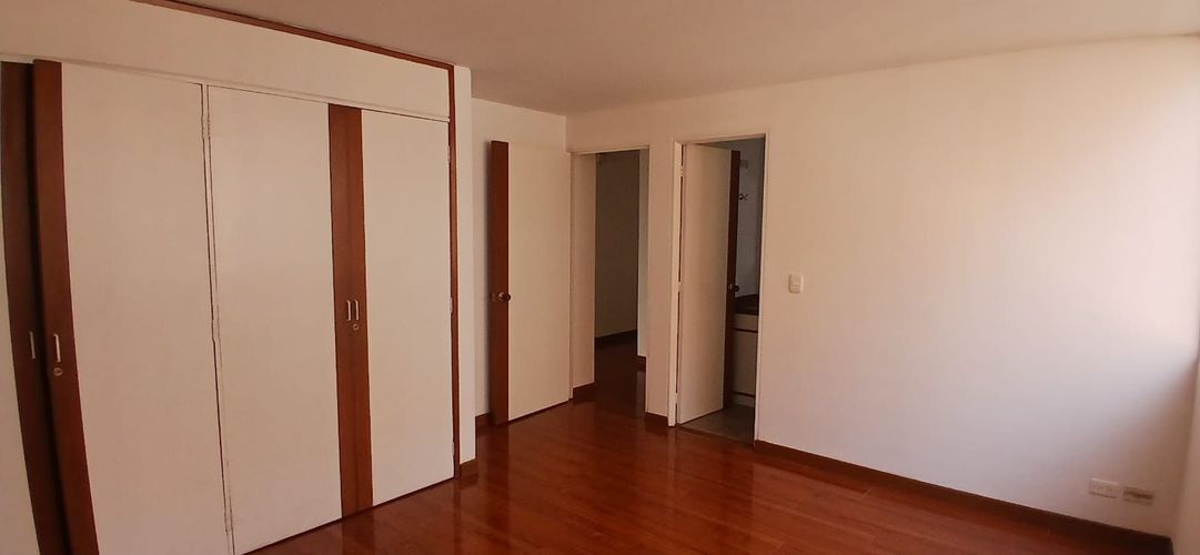 Apartamento de 4 alcobas en venta en Cedritos, Bogotá, 102 m² · foto 12 de 20