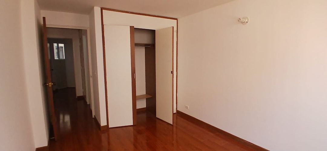 Apartamento de 4 alcobas en venta en Cedritos, Bogotá, 102 m² · foto 13 de 20