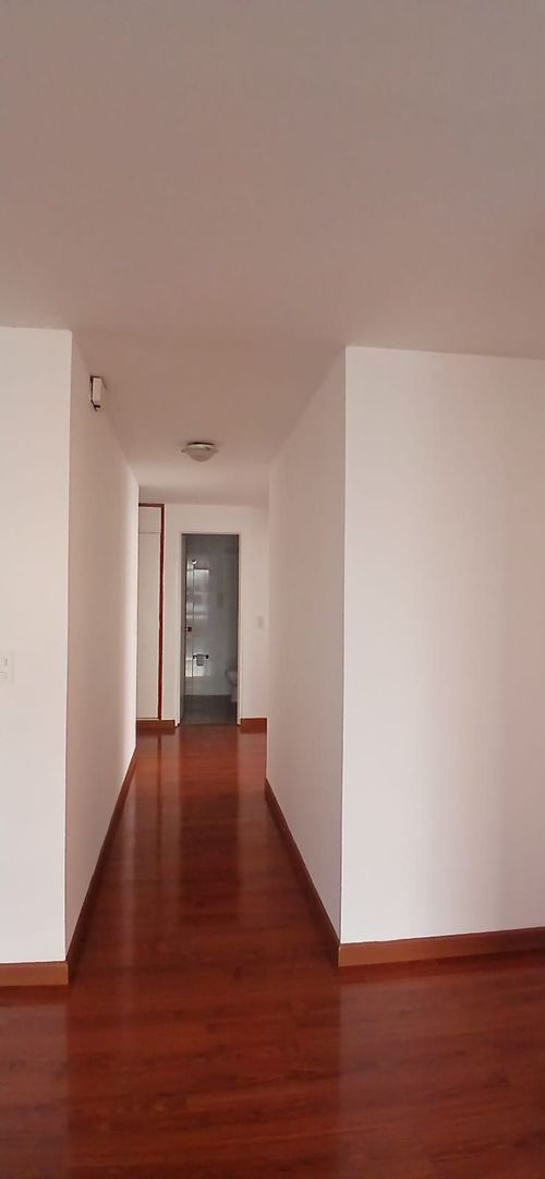 Apartamento de 4 alcobas en venta en Cedritos, Bogotá, 102 m² · foto 16 de 20