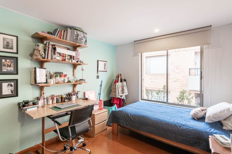 Apartamento de 3 alcobas en arriendo en Santa Barbara Occidental, Bogotá, 314 m² · foto 12 de 20