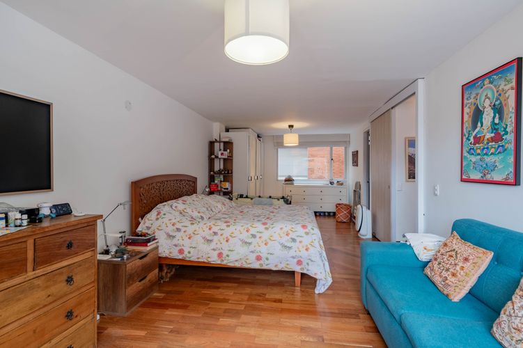 Apartamento de 2 alcobas en venta en Los Rosales, Bogotá, 116 m² · foto 16 de 18