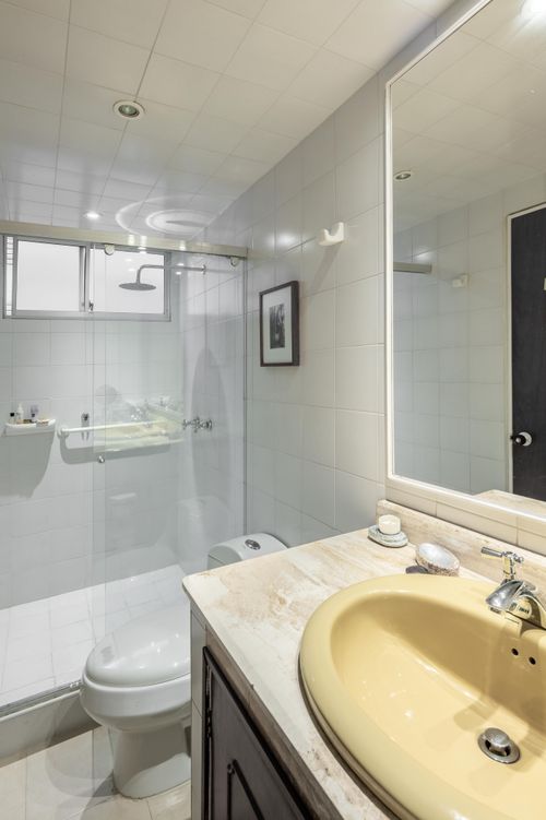 Apartamento de 2 alcobas en venta en Los Rosales, Bogotá, 116 m² · foto 18 de 18