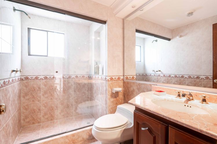 Casa de 4 alcobas en venta en Sotileza, Bogotá, 400 m² · foto 16 de 20