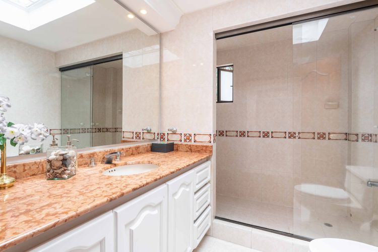 Casa de 4 alcobas en venta en Sotileza, Bogotá, 400 m² · foto 19 de 20