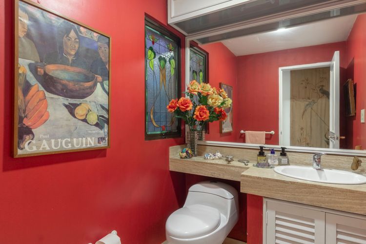 Apartamento de 3 alcobas en venta en Los Rosales, Bogotá, 209 m² · foto 13 de 20