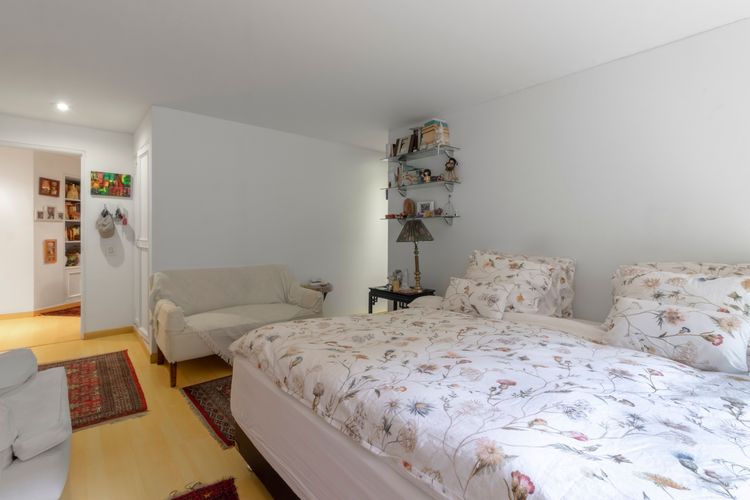 Apartamento de 3 alcobas en venta en Los Rosales, Bogotá, 209 m² · foto 17 de 20